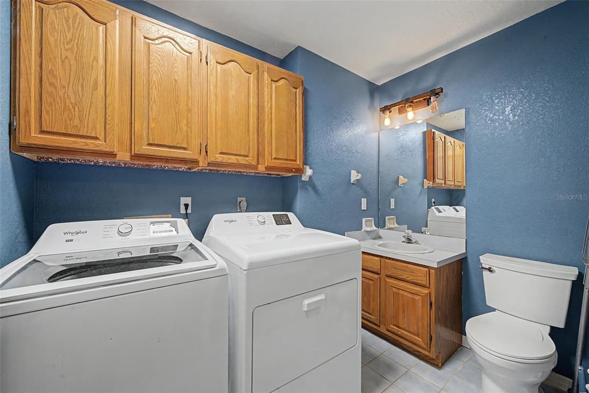 510 EDGEWOOD DRIVE — photo 31 of 43