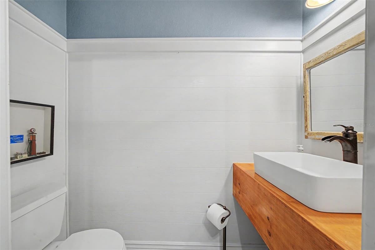 510 EDGEWOOD DRIVE — photo 27 of 43
