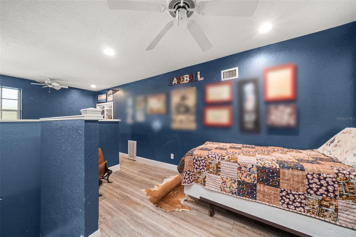 510 EDGEWOOD DRIVE — photo 29 of 43