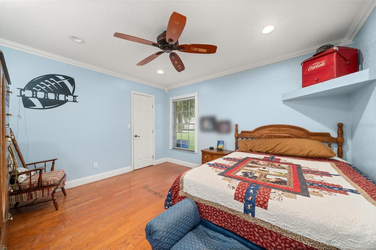 510 EDGEWOOD DRIVE — photo 21 of 43