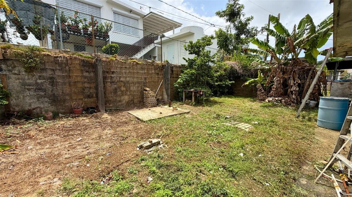 CALLE 3 URB BARALT C2 — photo 12 of 13