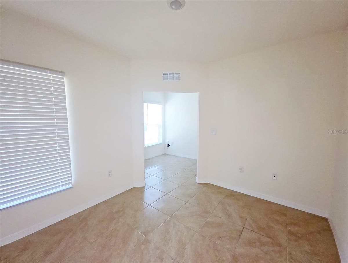 2936 SUNRIDGE LOOP — photo 5 of 12
