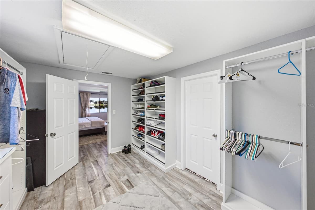2120 HURLEY DRIVE — photo 27 of 43