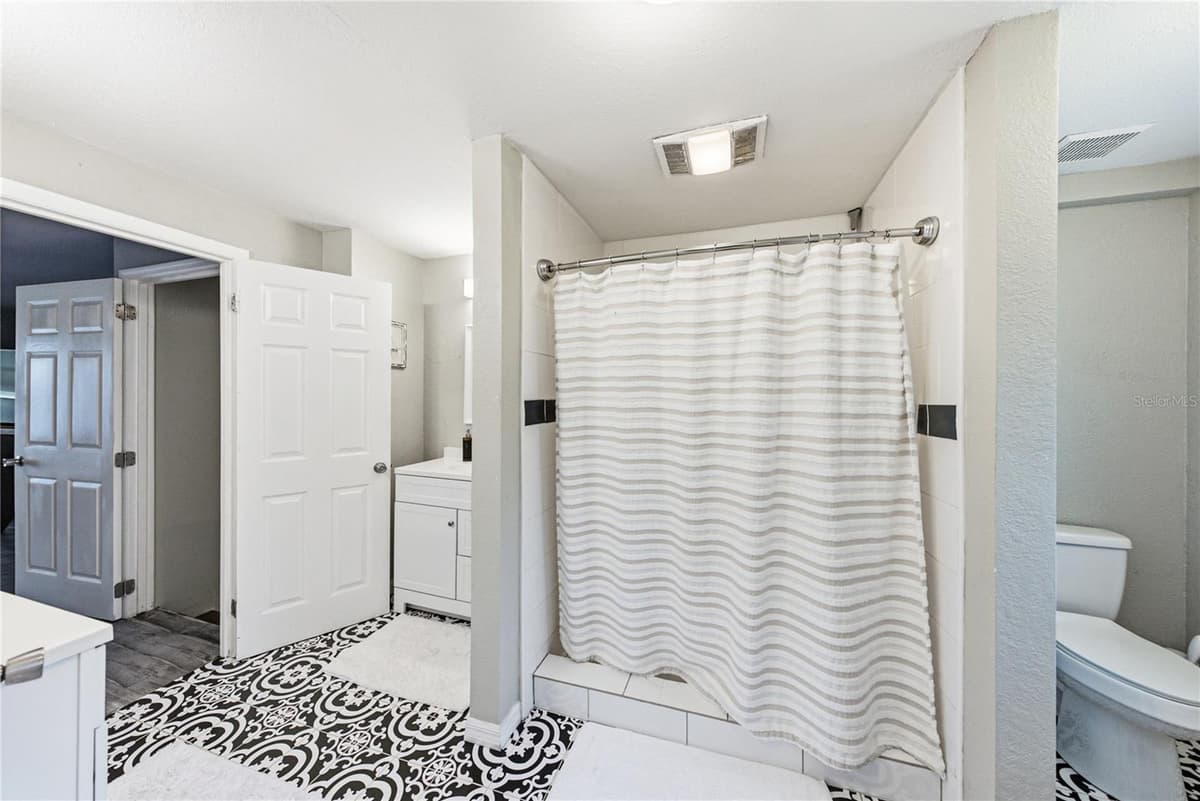 2120 HURLEY DRIVE — photo 29 of 43