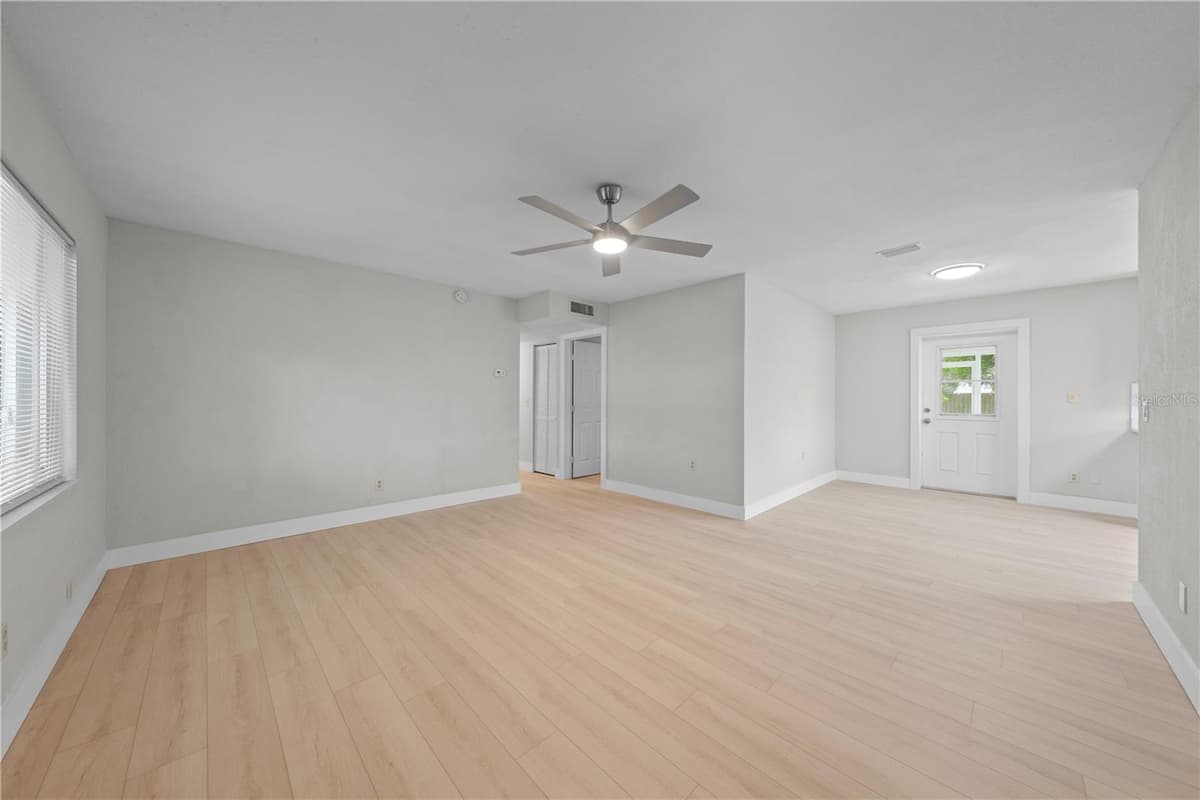 224 CALIFORNIA AVENUE — photo 29 of 48