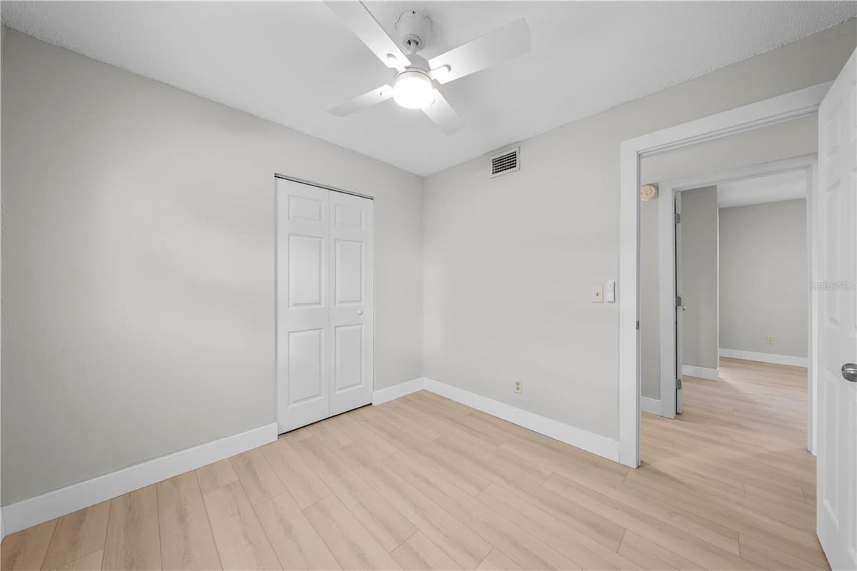 224 CALIFORNIA AVENUE — photo 20 of 48