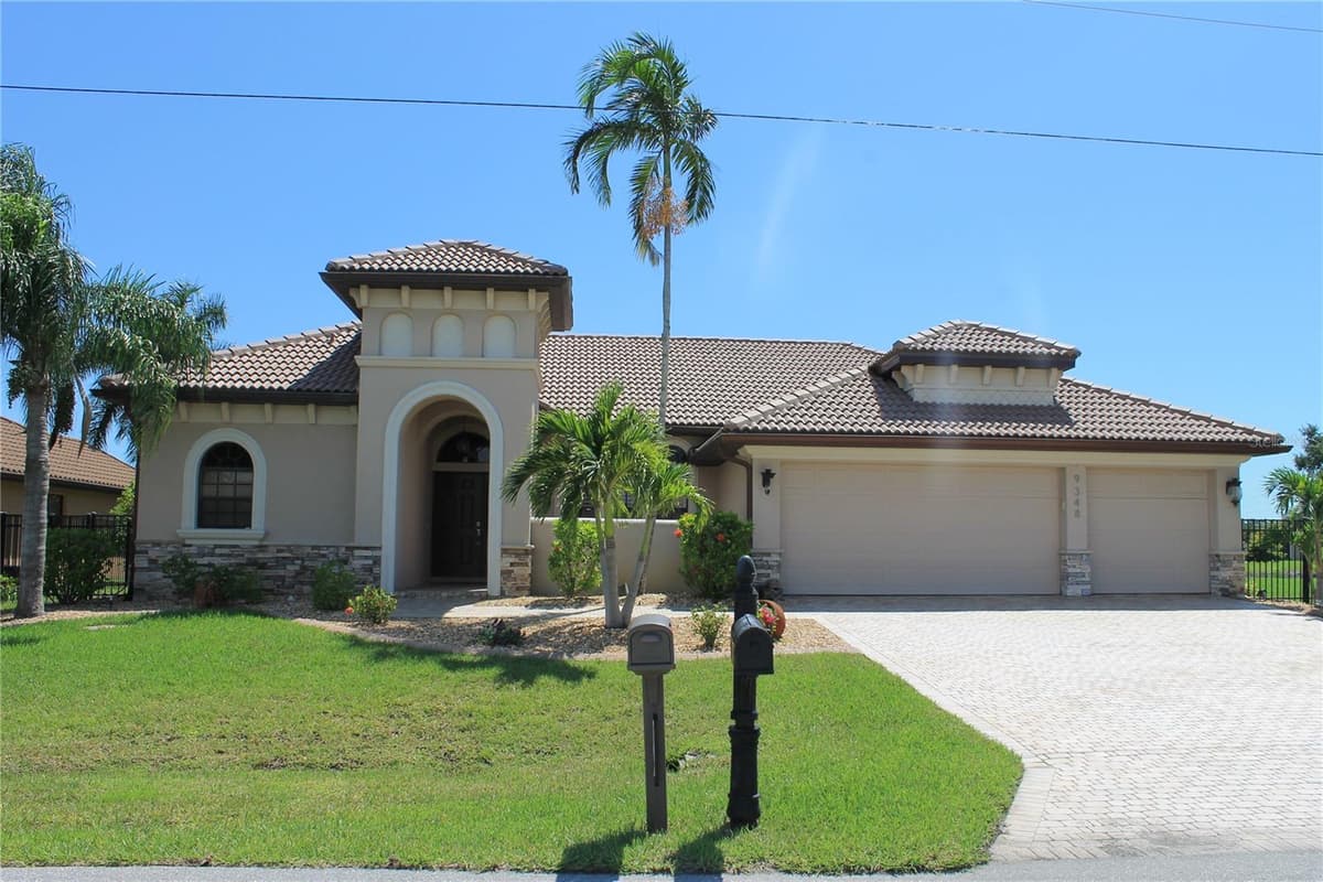 9348 HIALEAH TERRACE — photo 3 of 57
