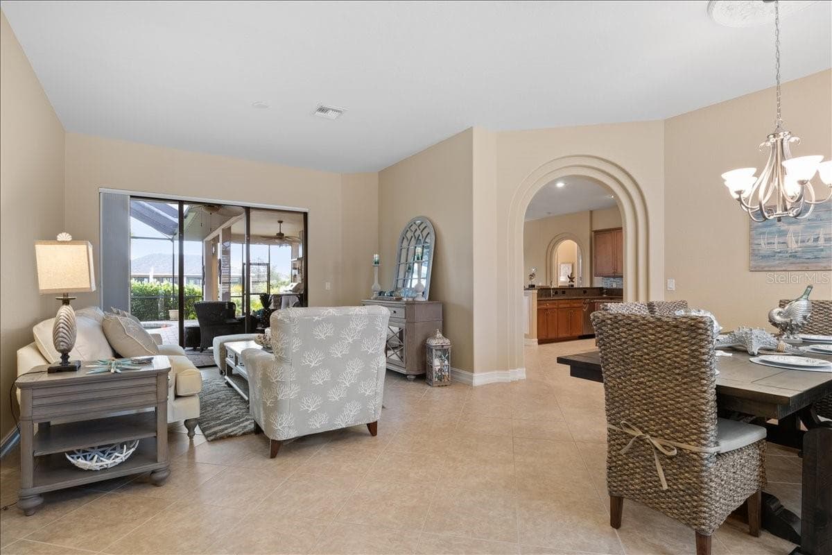 9348 HIALEAH TERRACE — photo 13 of 57