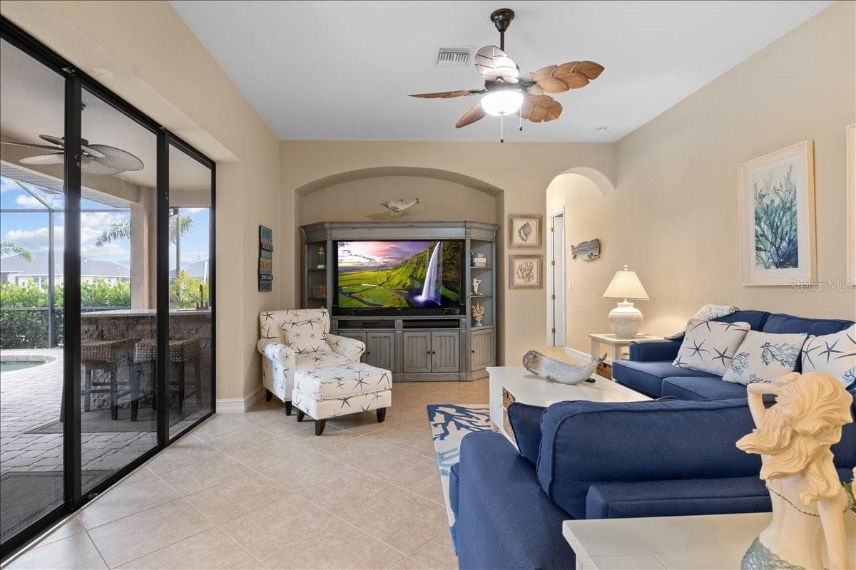 9348 HIALEAH TERRACE — photo 22 of 57