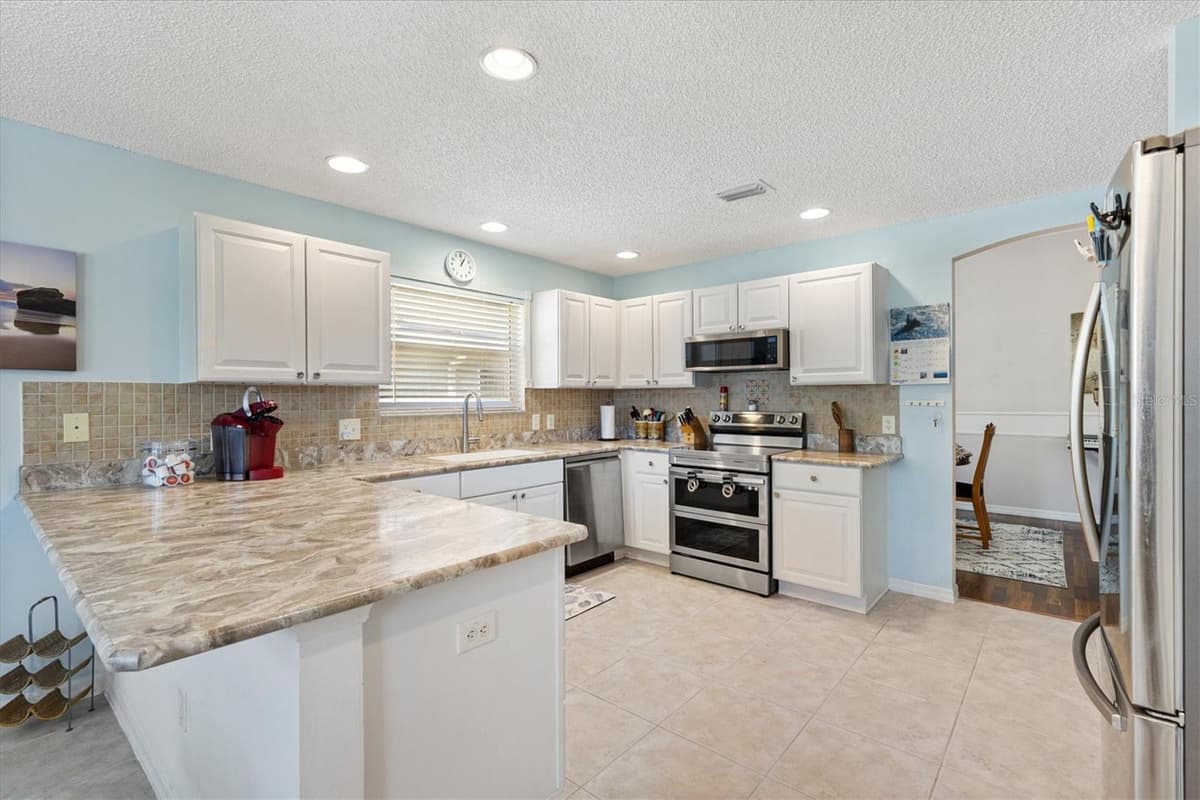 7815 166TH HIBERNIA LANE — photo 6 of 40