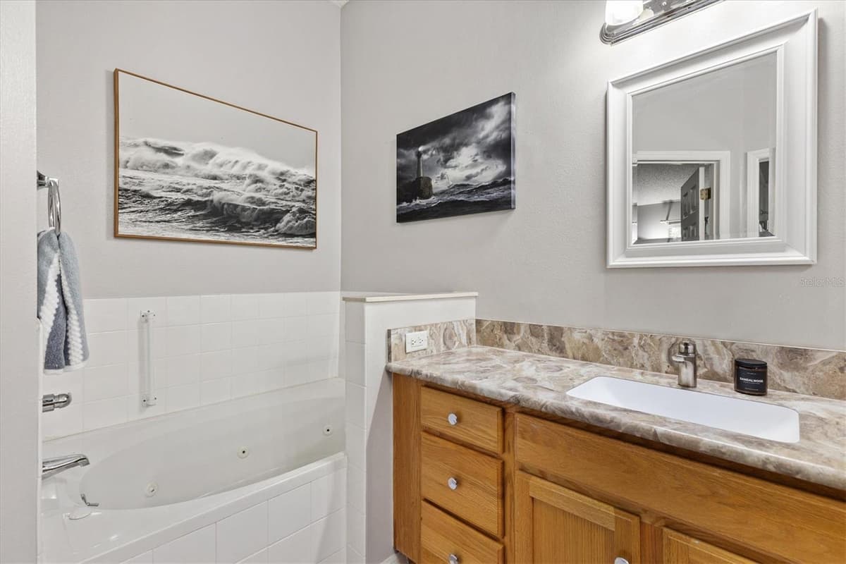 7815 166TH HIBERNIA LANE — photo 18 of 40