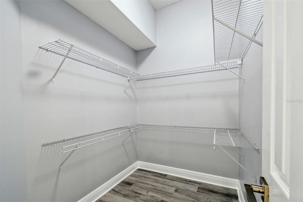 8818 POE DRIVE — photo 24 of 64