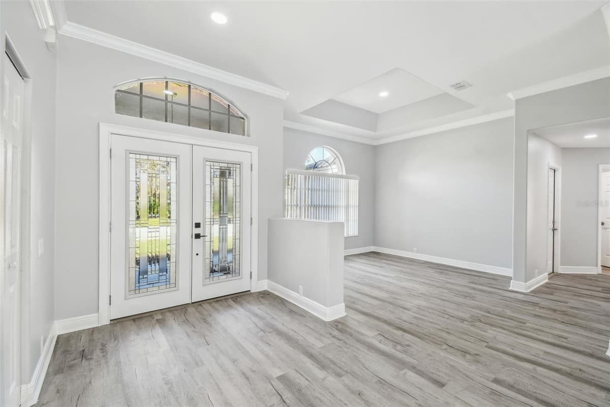 8818 POE DRIVE — photo 5 of 64