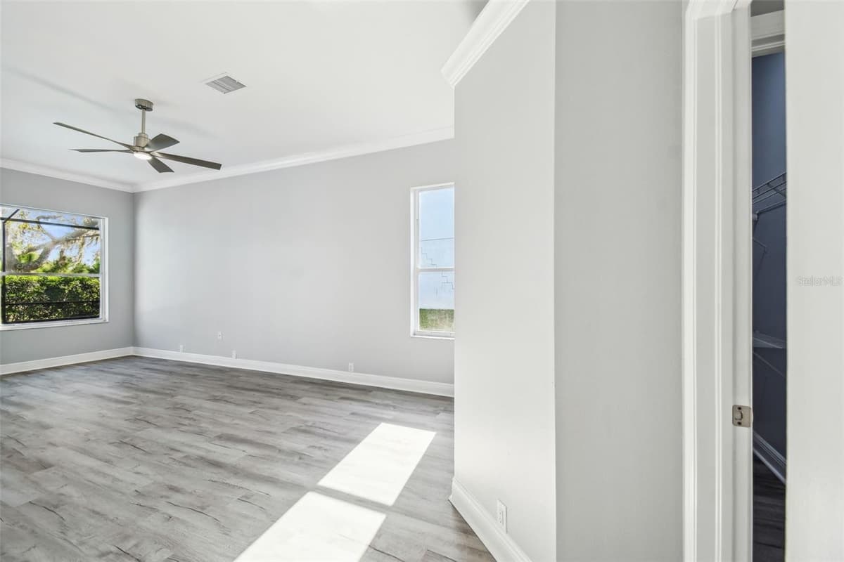 8818 POE DRIVE — photo 14 of 64