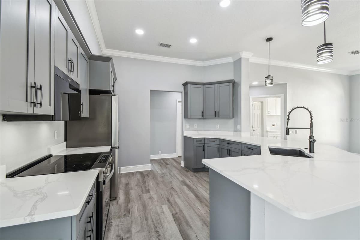 8818 POE DRIVE — photo 33 of 64