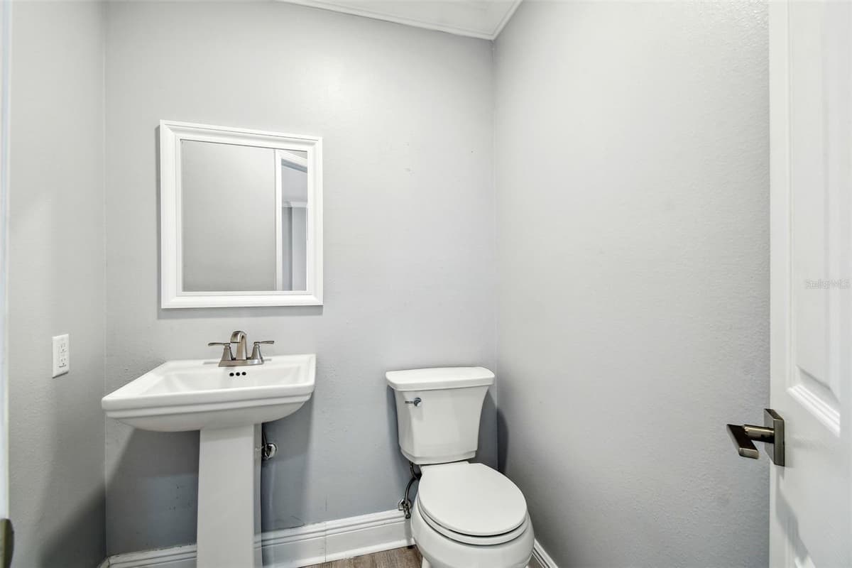 8818 POE DRIVE — photo 27 of 64