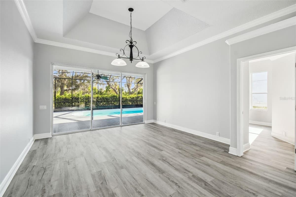 8818 POE DRIVE — photo 8 of 64