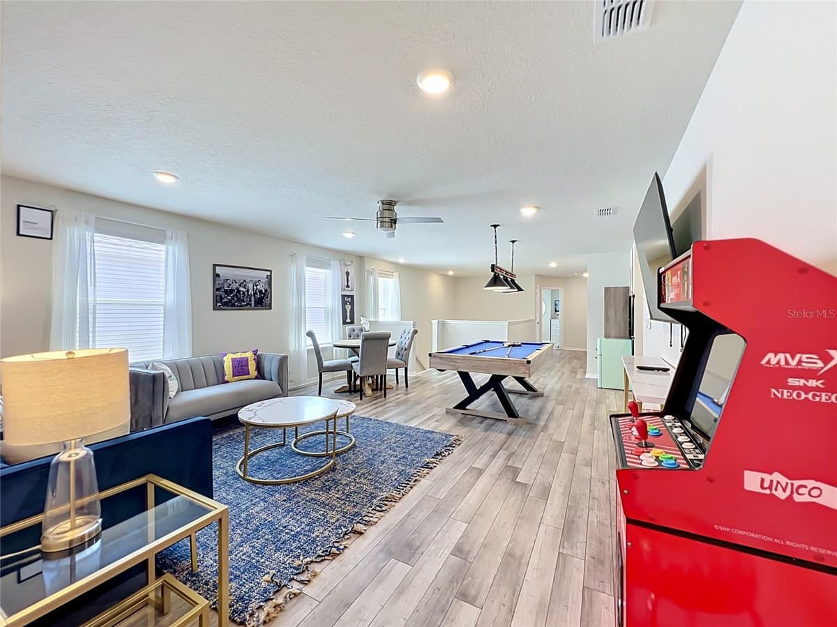 4033 LANA AVENUE — photo 41 of 99