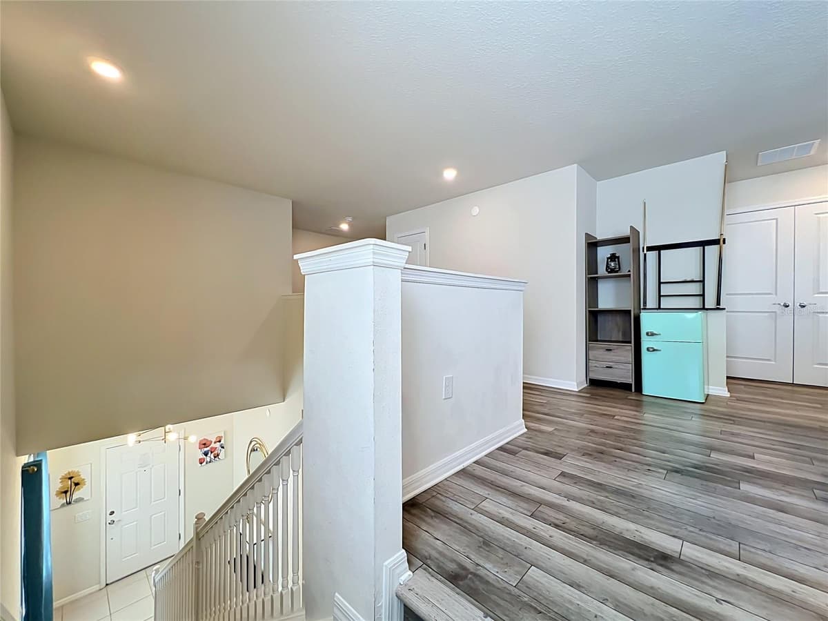 4033 LANA AVENUE — photo 31 of 99