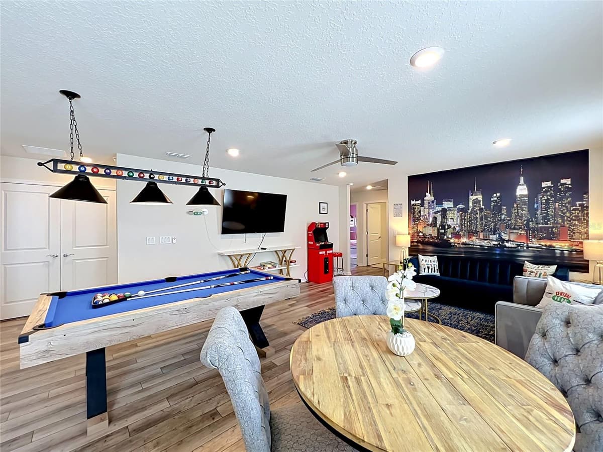 4033 LANA AVENUE — photo 34 of 99