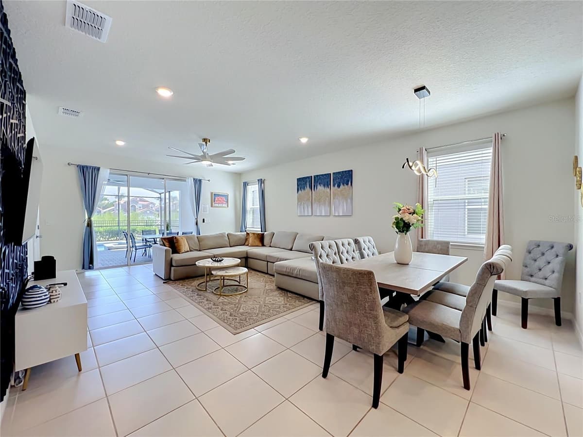 4033 LANA AVENUE — photo 12 of 99