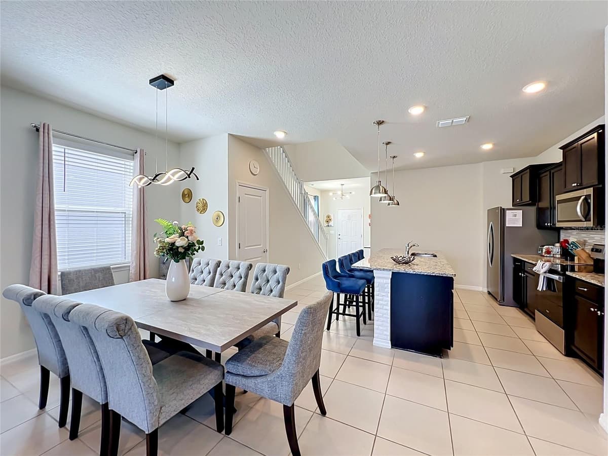 4033 LANA AVENUE — photo 13 of 99