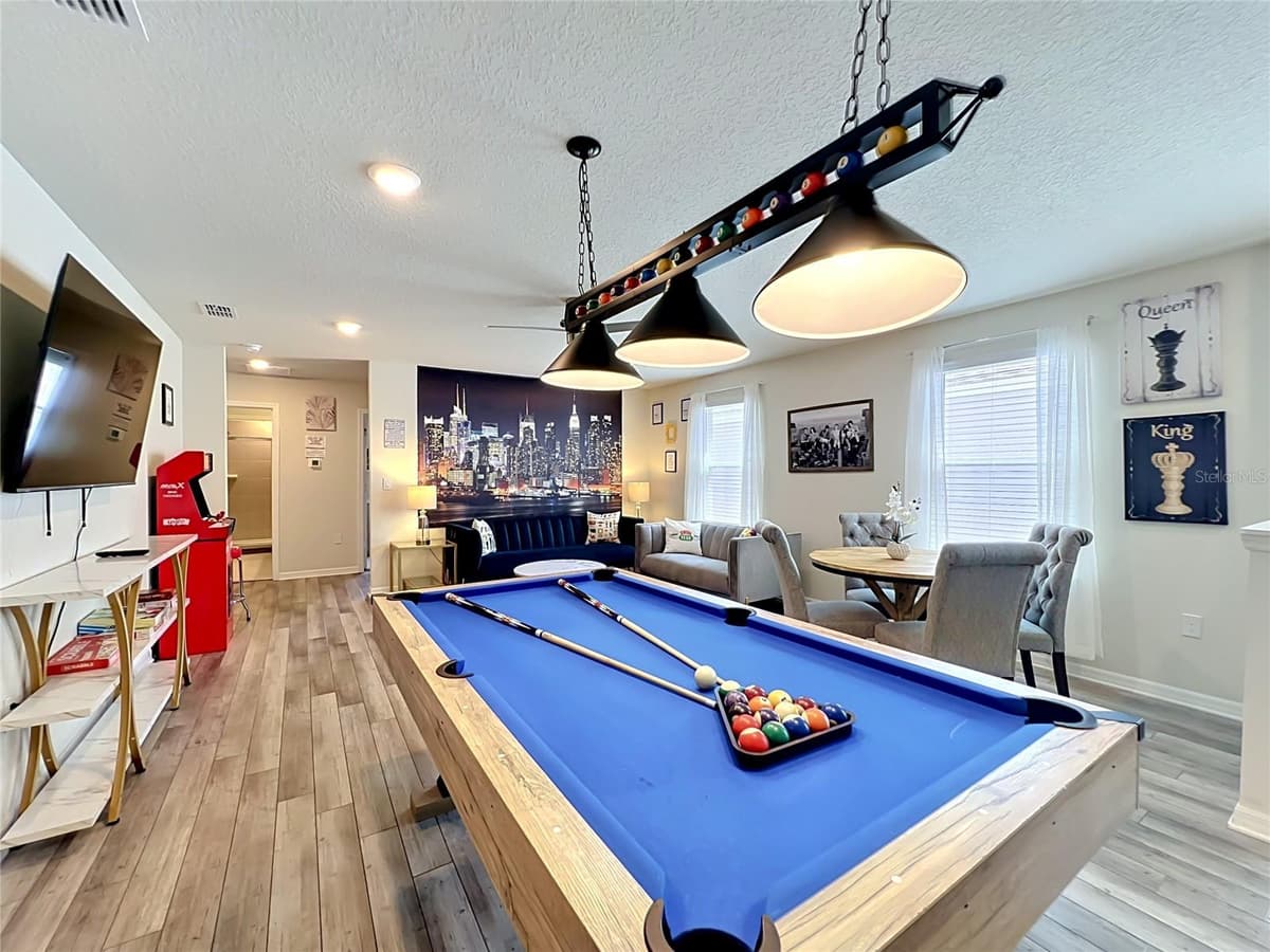 4033 LANA AVENUE — photo 36 of 99