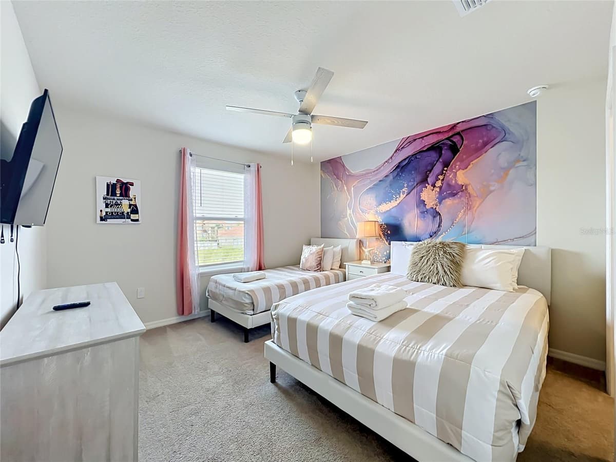 4033 LANA AVENUE — photo 45 of 99