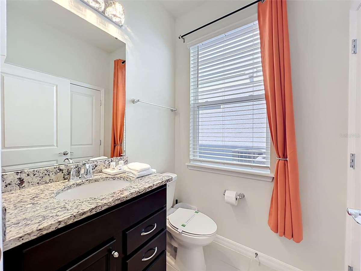 4033 LANA AVENUE — photo 18 of 99