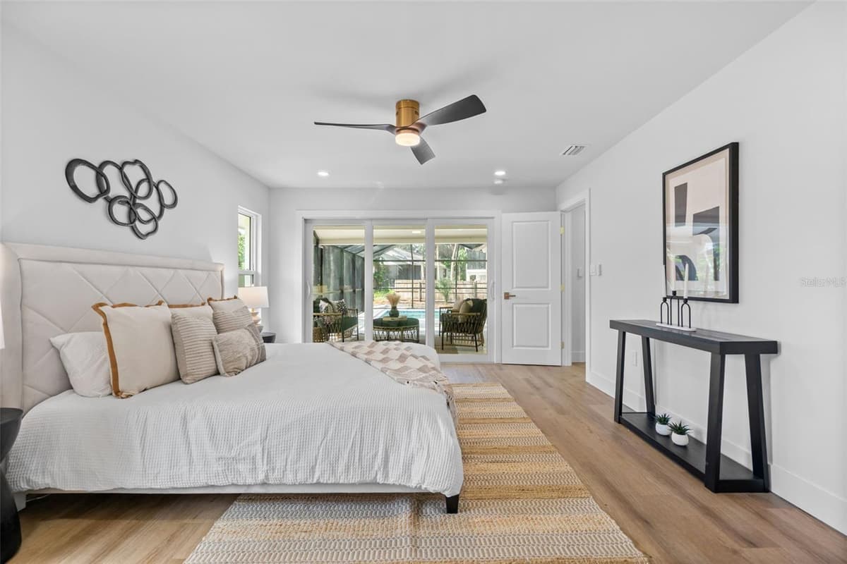 670 VENICE LANE — photo 6 of 91
