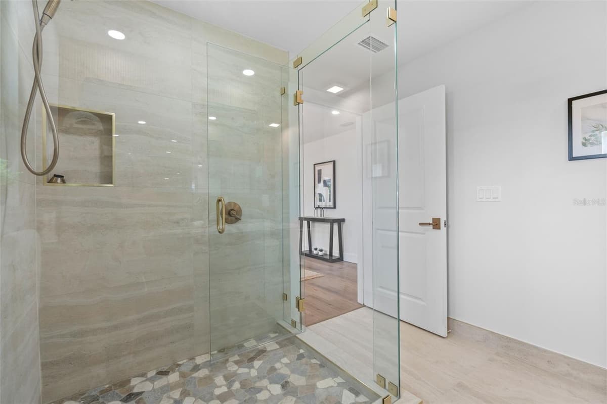 670 VENICE LANE — photo 47 of 91