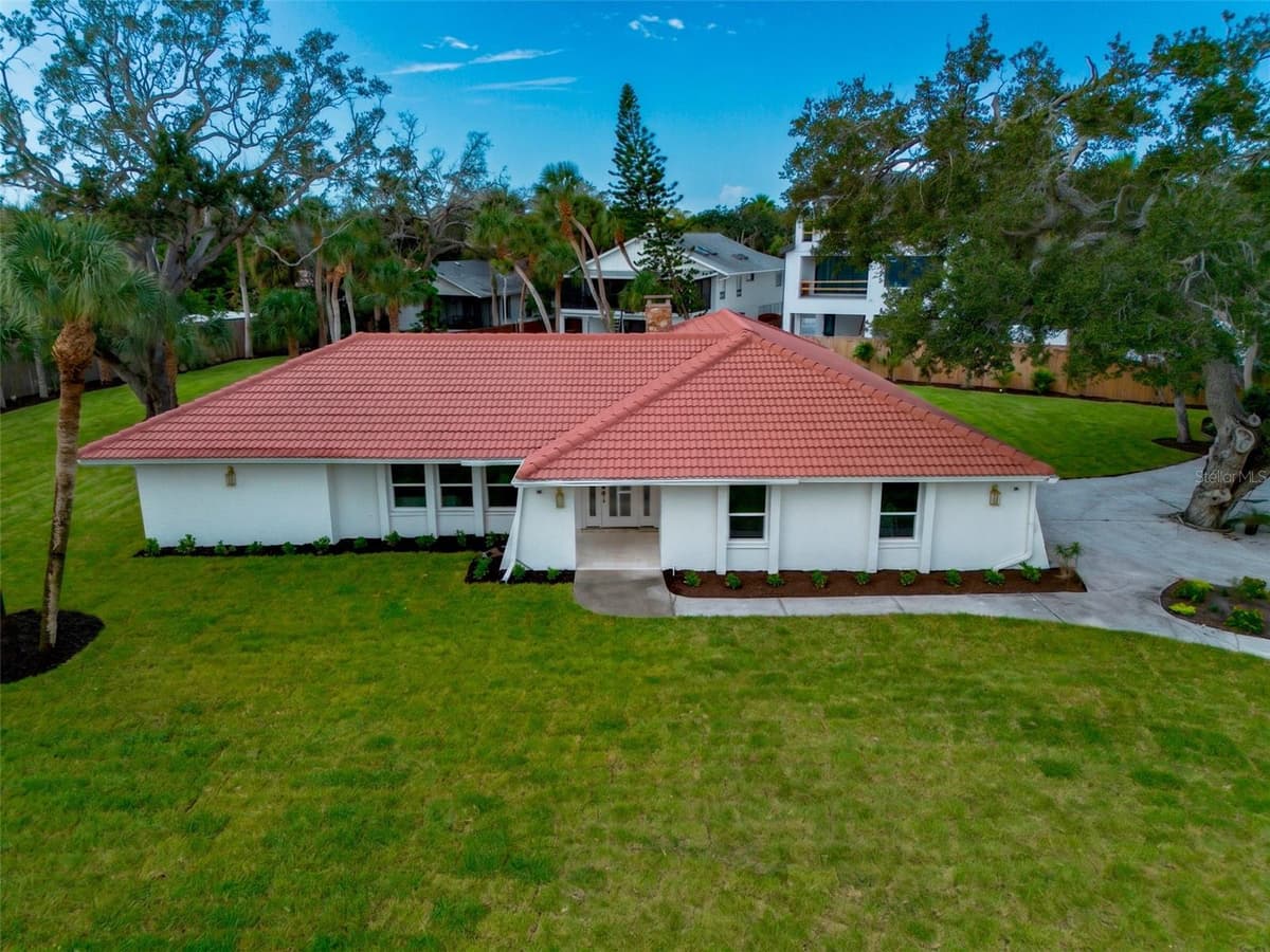 670 VENICE LANE — photo 82 of 91