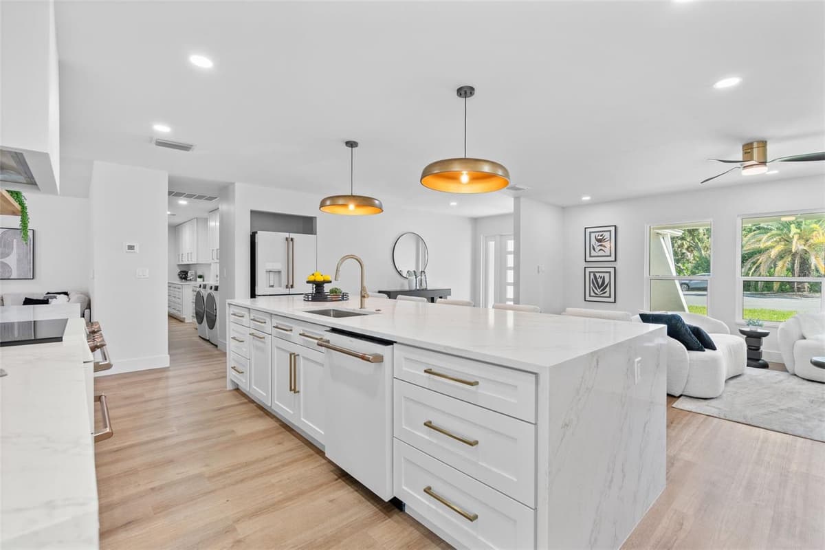 670 VENICE LANE — photo 29 of 91
