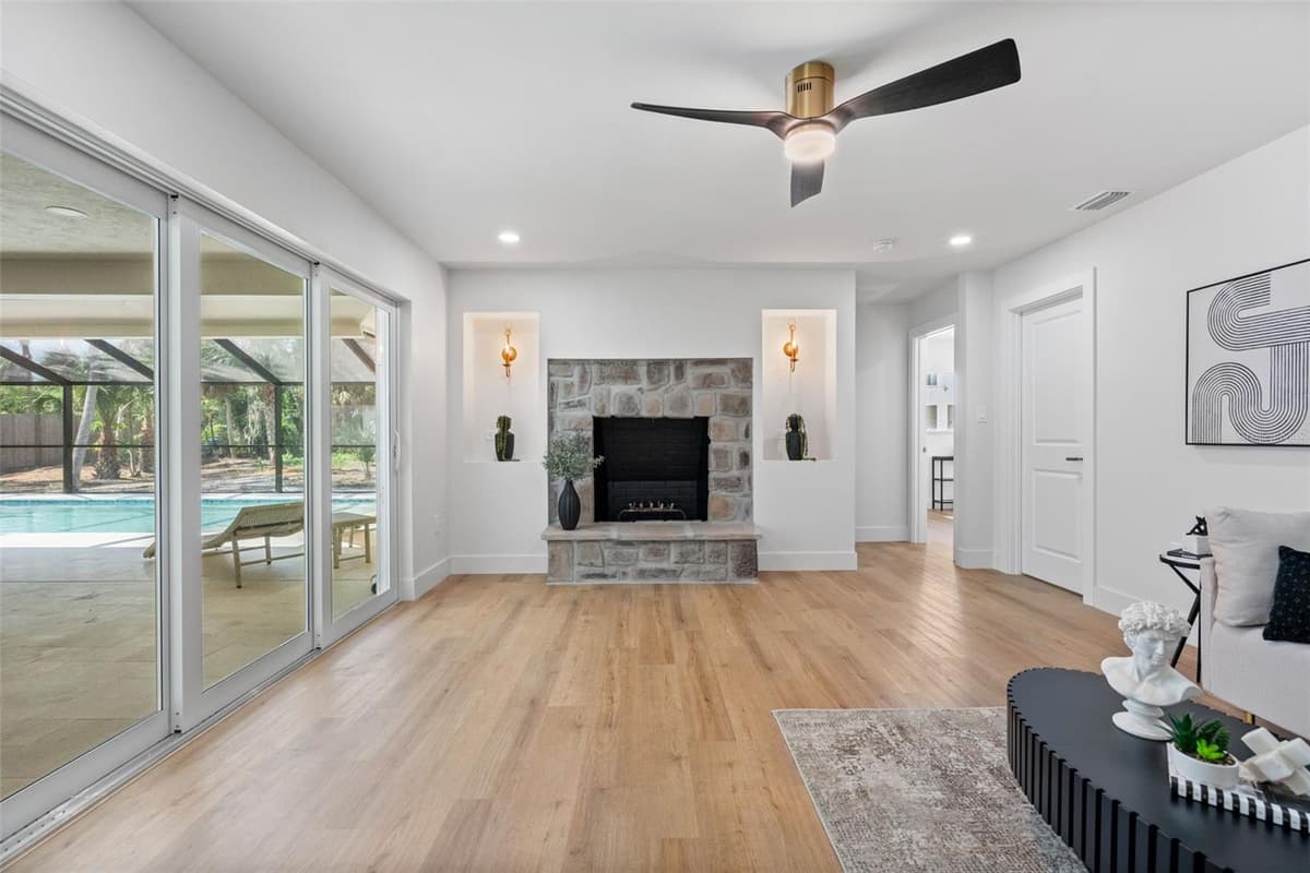 670 VENICE LANE — photo 52 of 91