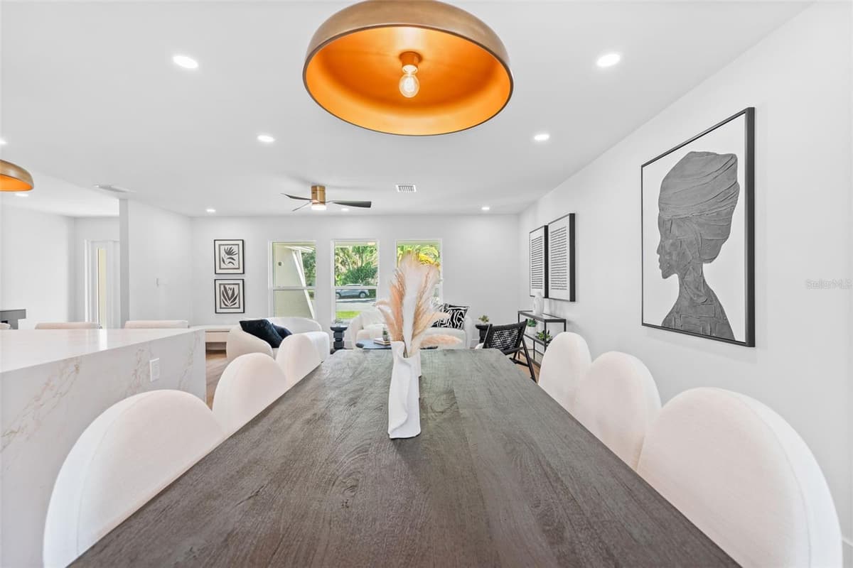 670 VENICE LANE — photo 30 of 91