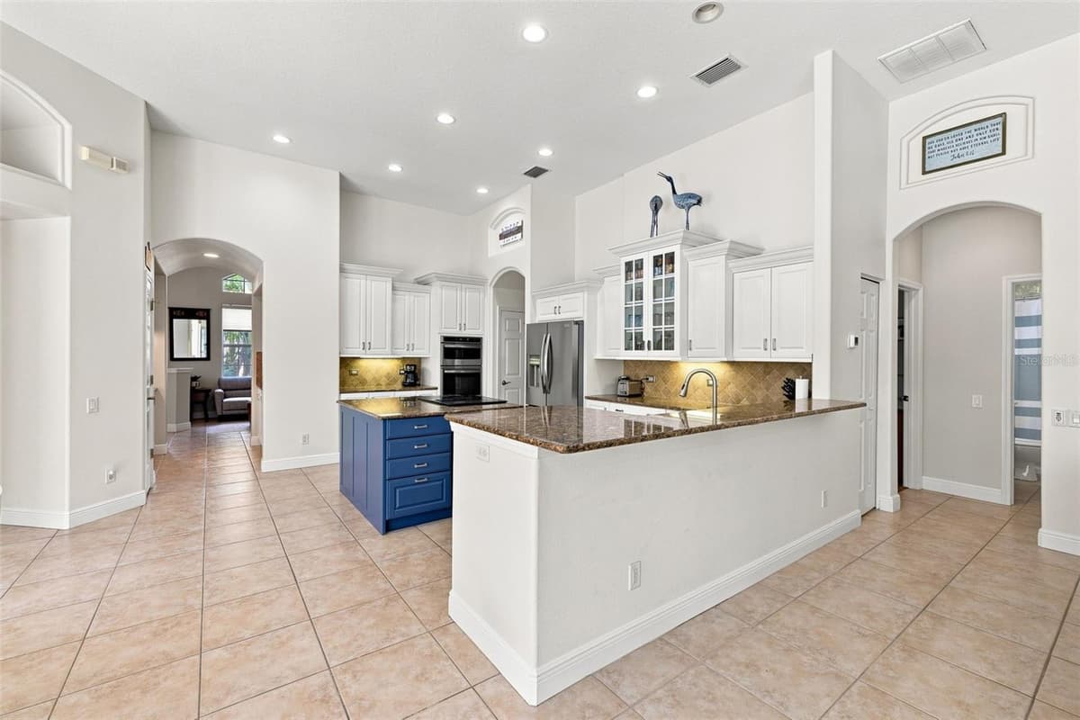 5091 JASMINE WAY — photo 8 of 53
