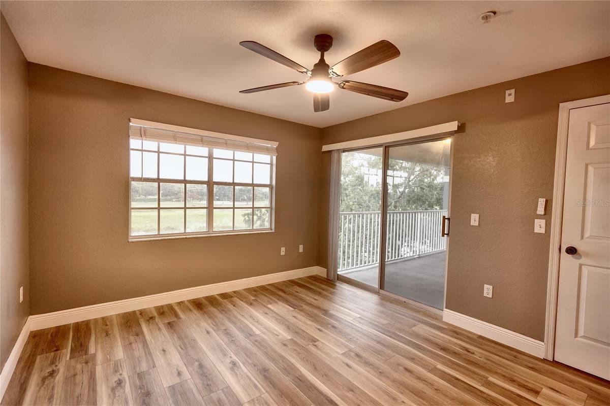 13815 FAIRWAY ISLAND DRIVE — photo 7 of 28