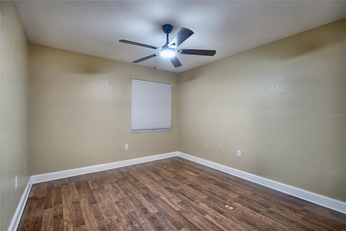 13815 FAIRWAY ISLAND DRIVE — photo 12 of 28