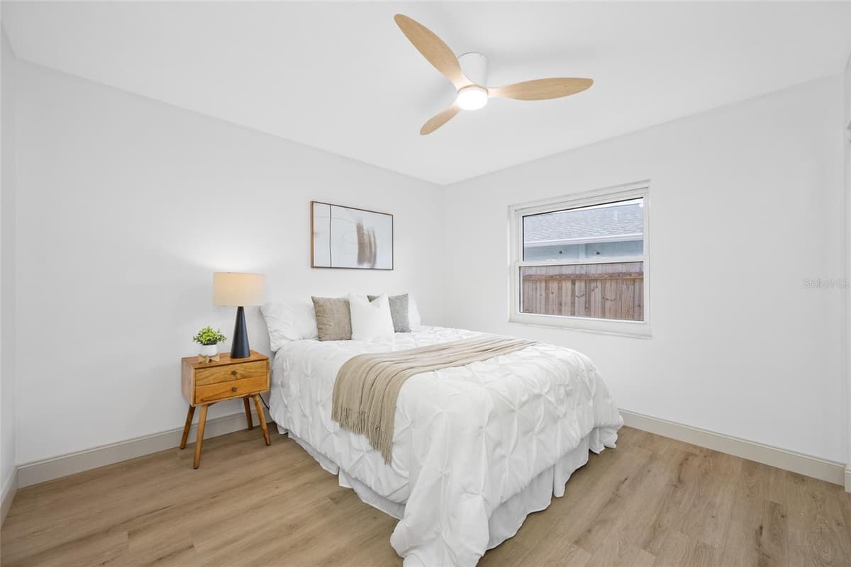 6853 SANDWATER TRAIL — photo 41 of 51