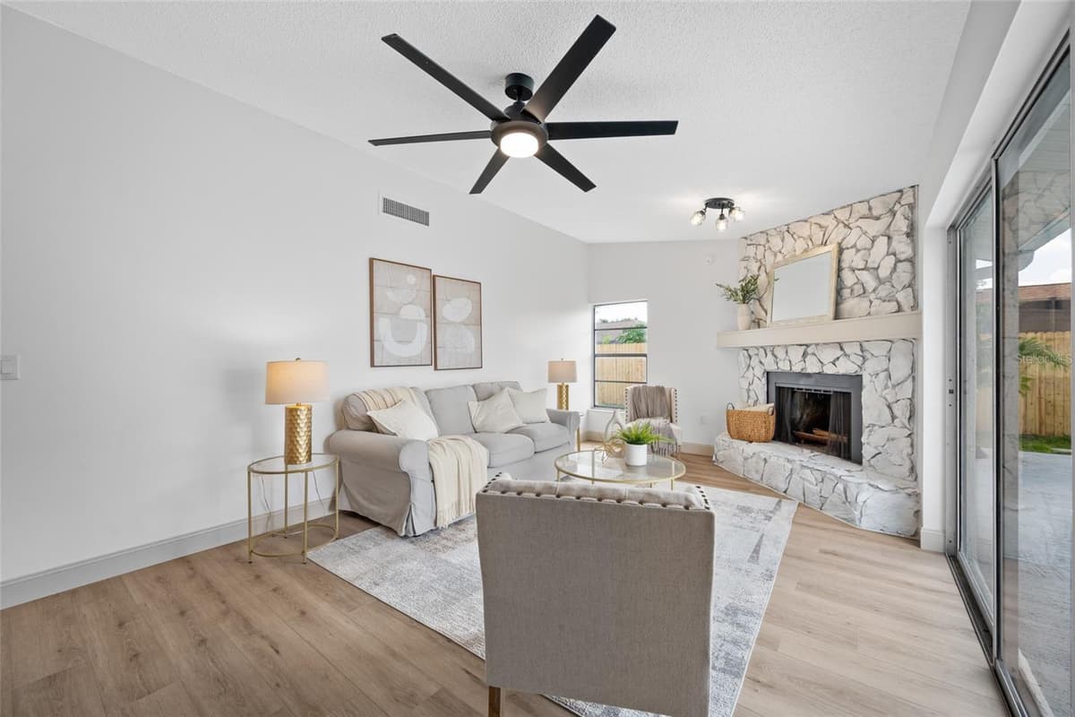 6853 SANDWATER TRAIL — photo 37 of 51