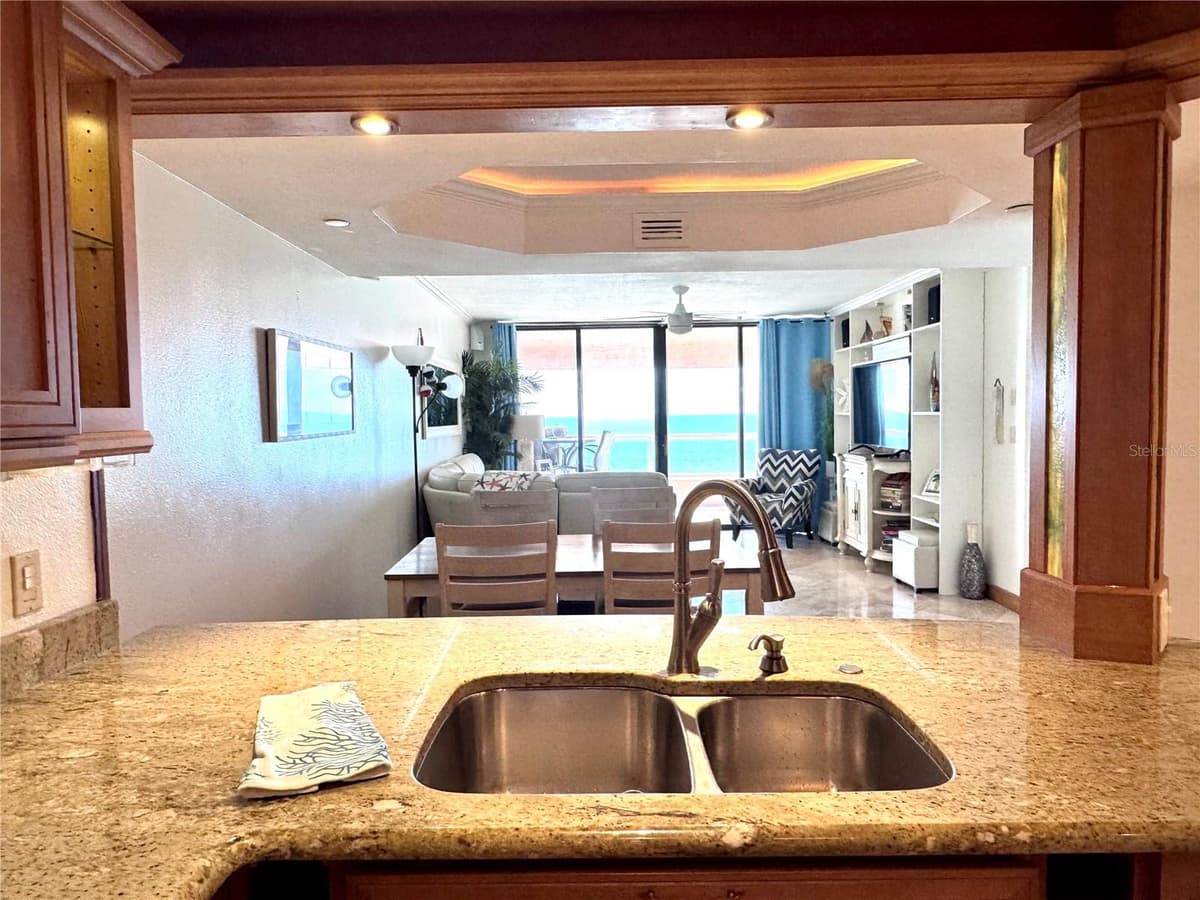 1310 GULF BOULEVARD — photo 15 of 81