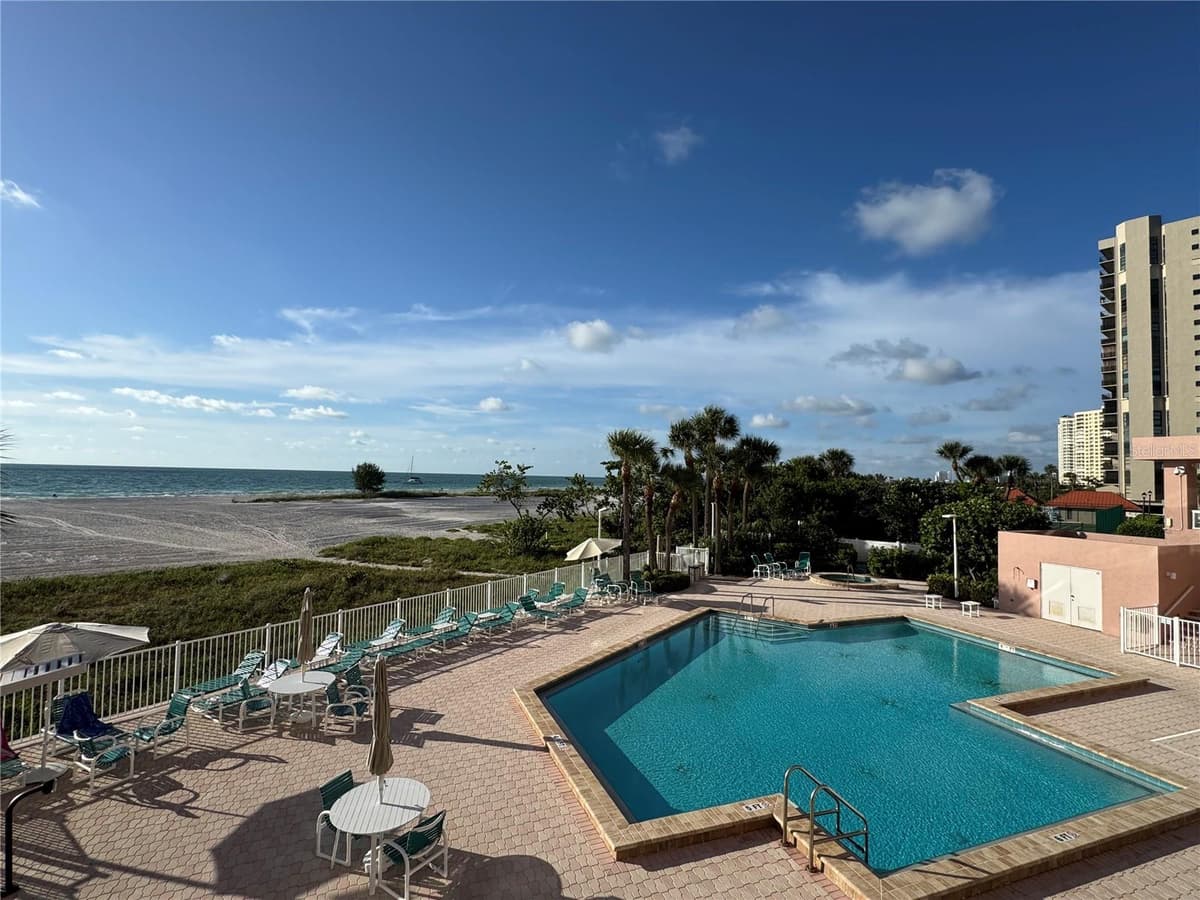 1310 GULF BOULEVARD — photo 42 of 81