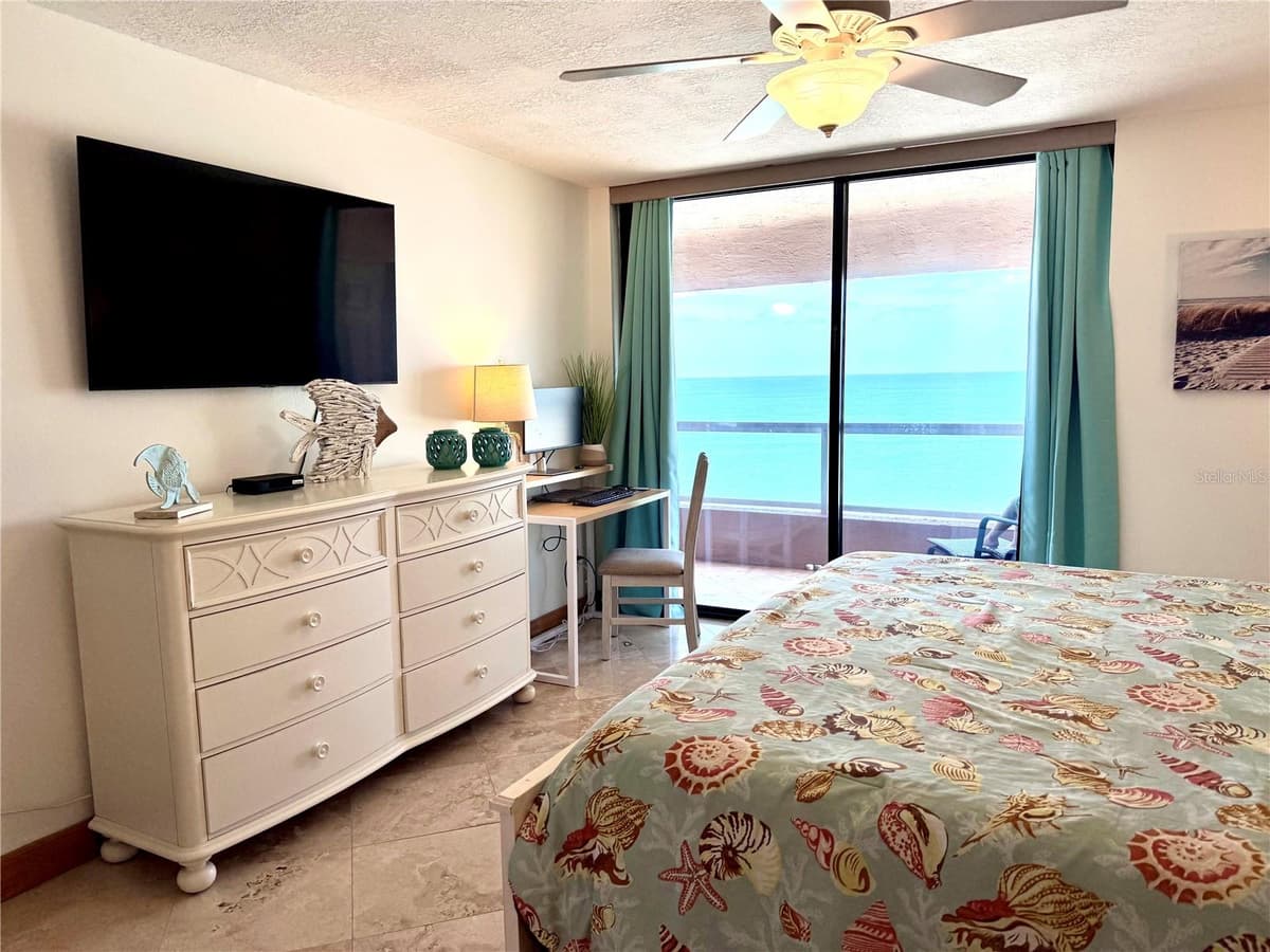 1310 GULF BOULEVARD — photo 19 of 81