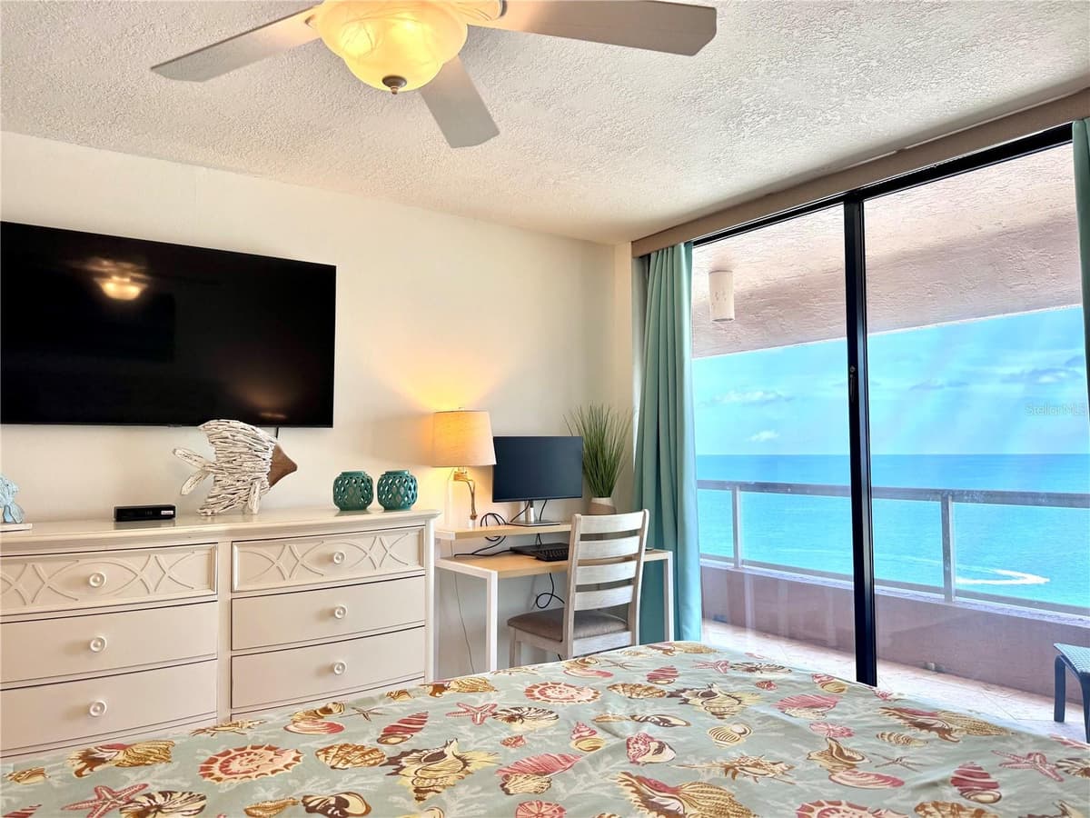 1310 GULF BOULEVARD — photo 18 of 81