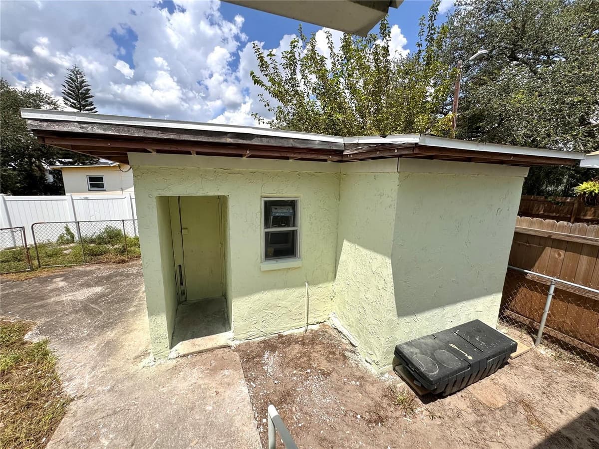 2908 BANZA STREET — photo 29 of 32