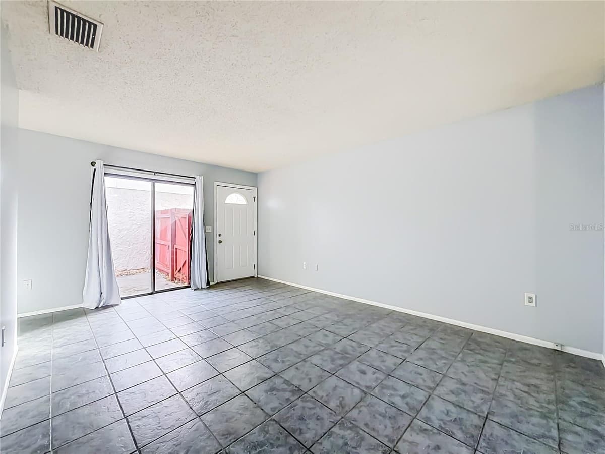 311 SAN MIGUEL STREET — photo 4 of 53