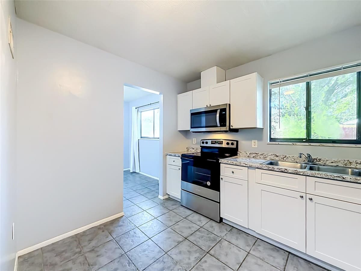311 SAN MIGUEL STREET — photo 12 of 53