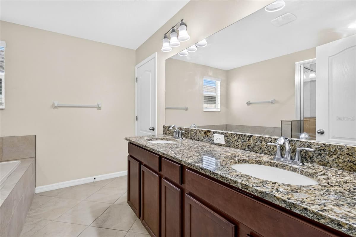 13752 REINDEER CIRCLE — photo 30 of 51
