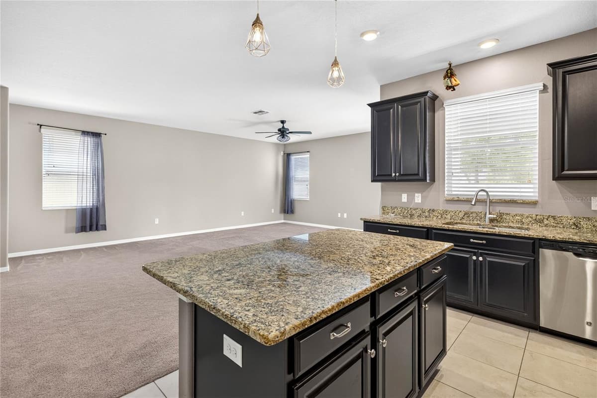 13752 REINDEER CIRCLE — photo 15 of 51