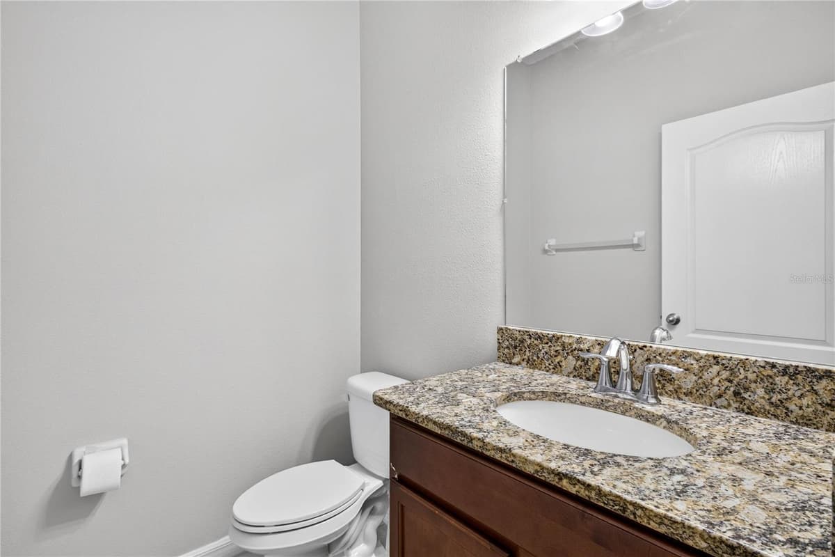 13752 REINDEER CIRCLE — photo 16 of 51